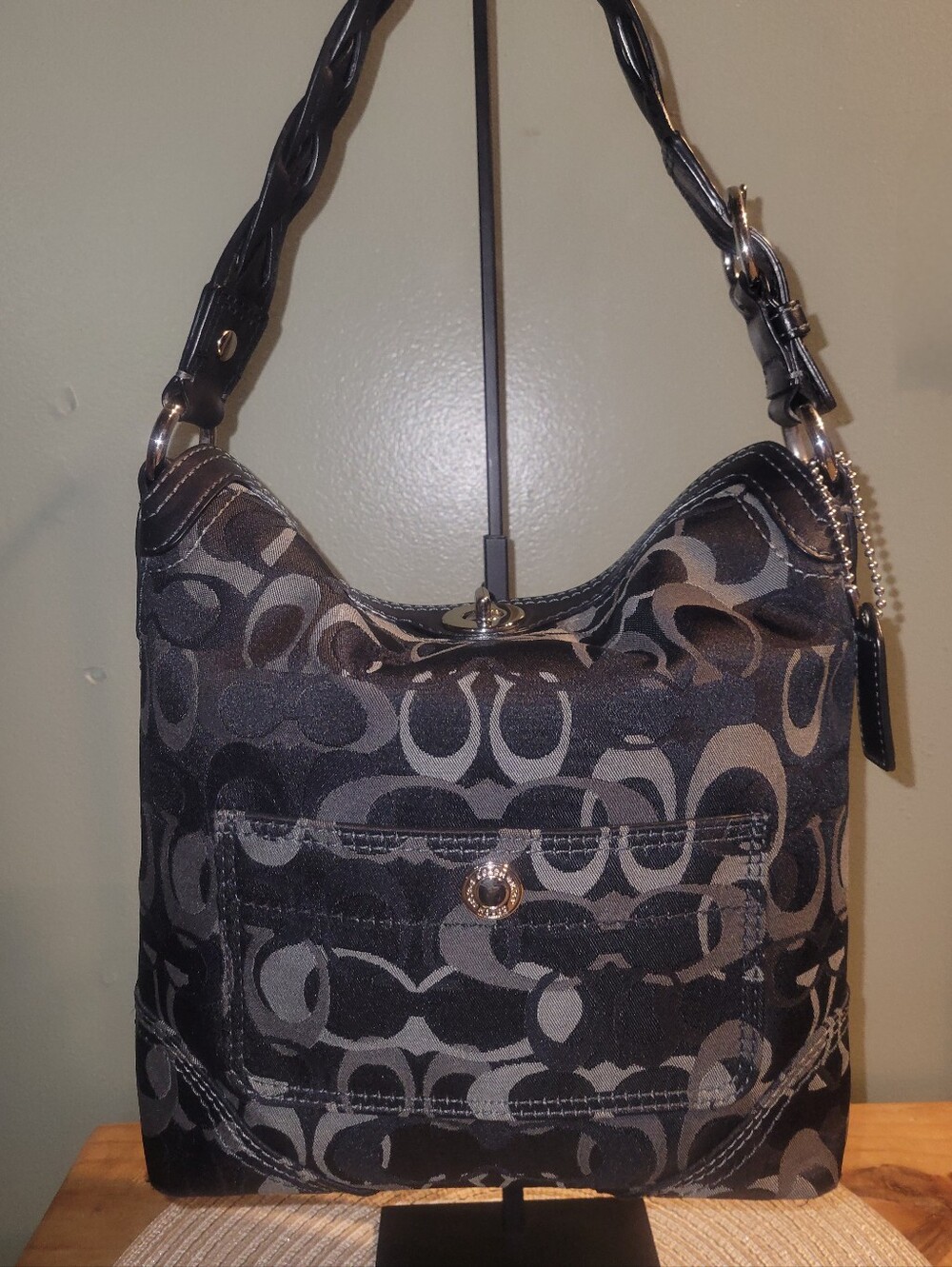 Coach Chelsea Optic Signature Turn-Lock Hobo Shoulder Bag 2007 - Picture 3 of 9
